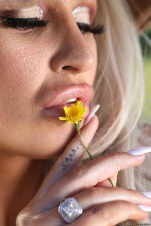 Original 1663 px/ 2495 px