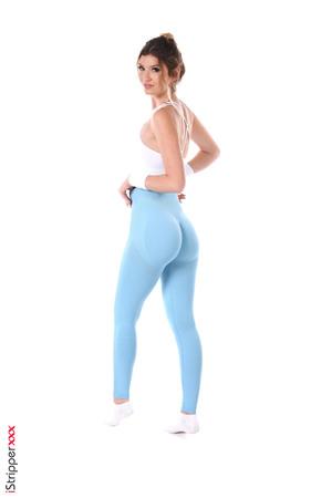 #IStripper - Candice Demellza Wayout Workout