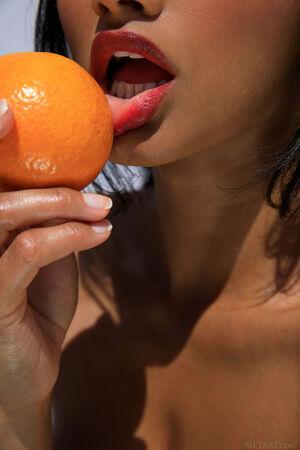 Original 1365 px/ 2048 px