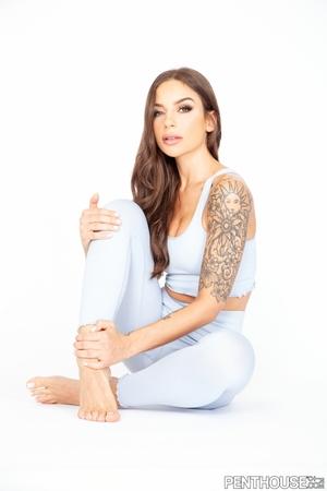 Original 1066 px/ 1600 px