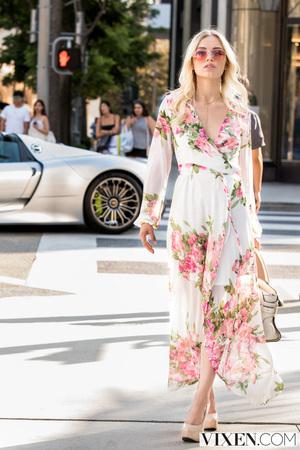 Original 2000 px/ 3000 px