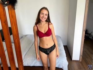 Original 3600 px/ 2700 px