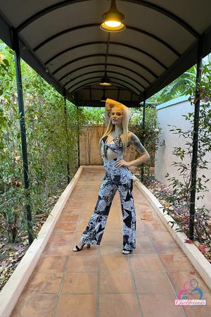 Original 2000 px/ 3000 px