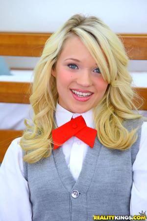 Original 2560 px/ 3840 px