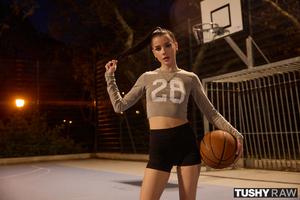 Original 2999 px/ 2000 px