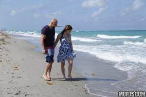 Original 2000 px/ 1333 px