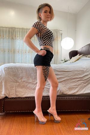 Original 2000 px/ 3000 px