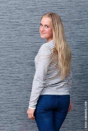 Original 854 px/ 1280 px