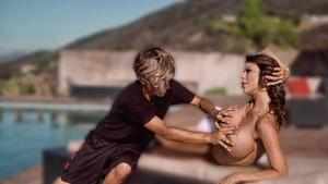 Original 1600 px/ 900 px