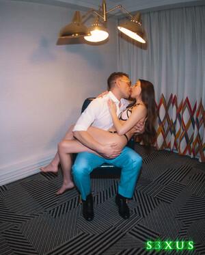 Original 2411 px/ 3000 px