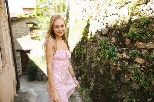 Original 8192 px/ 5464 px