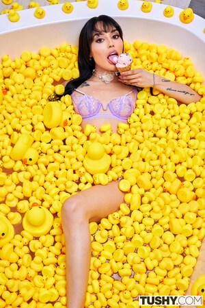 Original 2000 px/ 2999 px