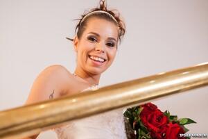 Original 1600 px/ 1067 px