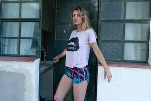 Original 3000 px/ 2000 px