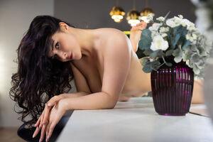 Original 8192 px/ 5464 px