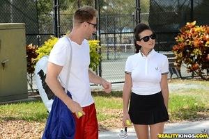 Original 900 px/ 601 px