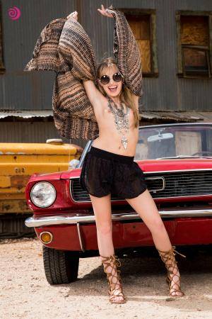 Original 2000 px/ 3000 px