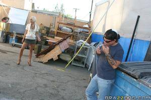 Original 900 px/ 600 px