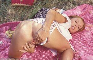 Original 950 px/ 614 px