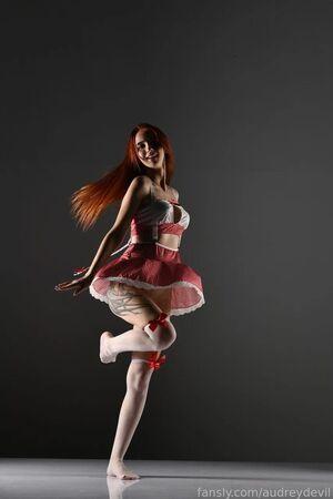 Original 853 px/ 1280 px