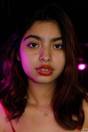 Original 1280 px/ 1920 px