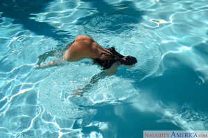 Original 2500 px/ 1669 px