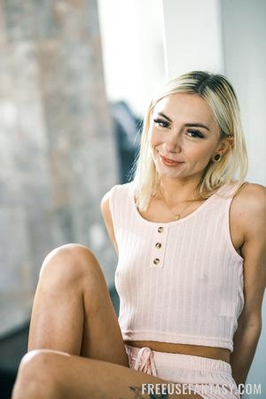 #FreeuseFantasy - Chloe Temple, Artemisia Love - Make Yourselves at Home