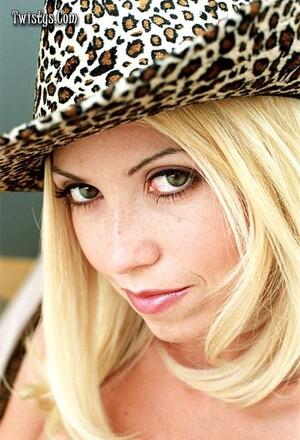 Original 546 px/ 800 px