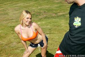 Original 900 px/ 599 px