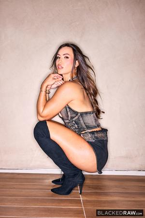 Original 2000 px/ 2999 px