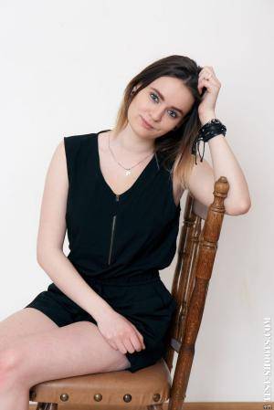 Original 854 px/ 1280 px