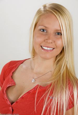 Original 1085 px/ 1600 px