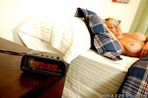 Original 900 px/ 599 px