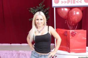 Original 2495 px/ 1663 px