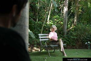 Original 2500 px/ 1667 px