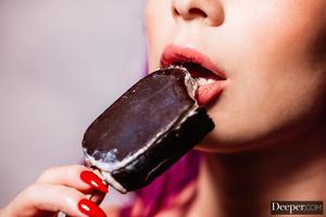 Original 2999 px/ 2000 px