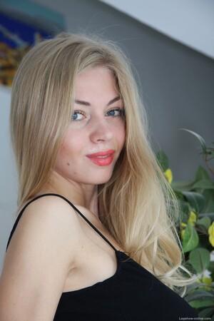 Original 1067 px/ 1600 px