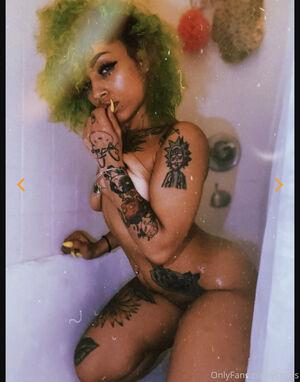 Original 1284 px/ 1635 px