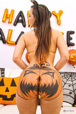 Original 1728 px/ 2592 px