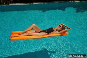 Original 3000 px/ 2000 px