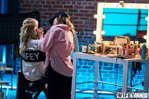 Original 2699 px/ 1800 px