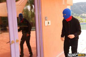 Original 2000 px/ 1333 px