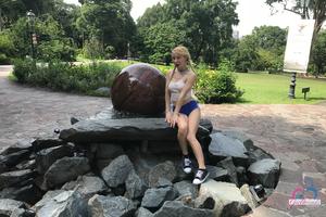 Original 3000 px/ 2000 px