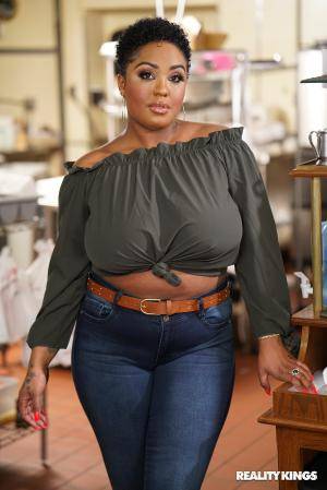 Original 2000 px/ 2999 px