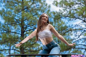 Original 8192 px/ 5464 px