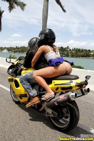 Original 600 px/ 900 px