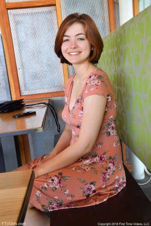 Original 852 px/ 1280 px