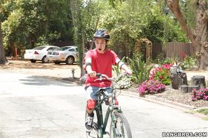 Original 2000 px/ 1333 px