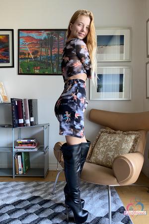 Original 2000 px/ 3000 px