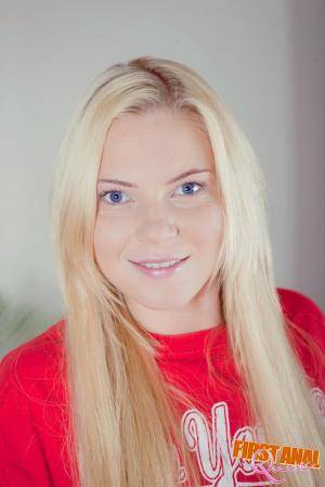 Original 683 px/ 1024 px